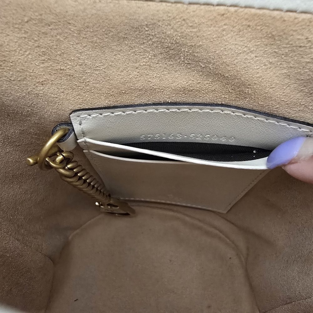 Gucci GG Marmont Bucket Bag - Picture 9 of 12